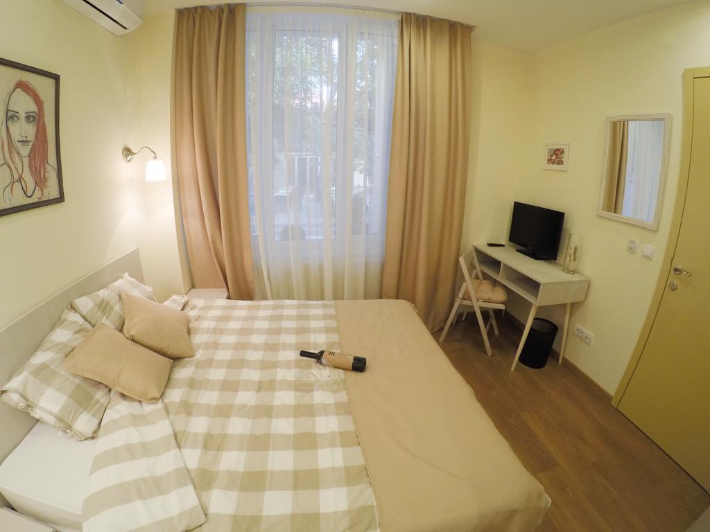 Bed&Breakfast Kod Smilje Belgrad Zimmer foto