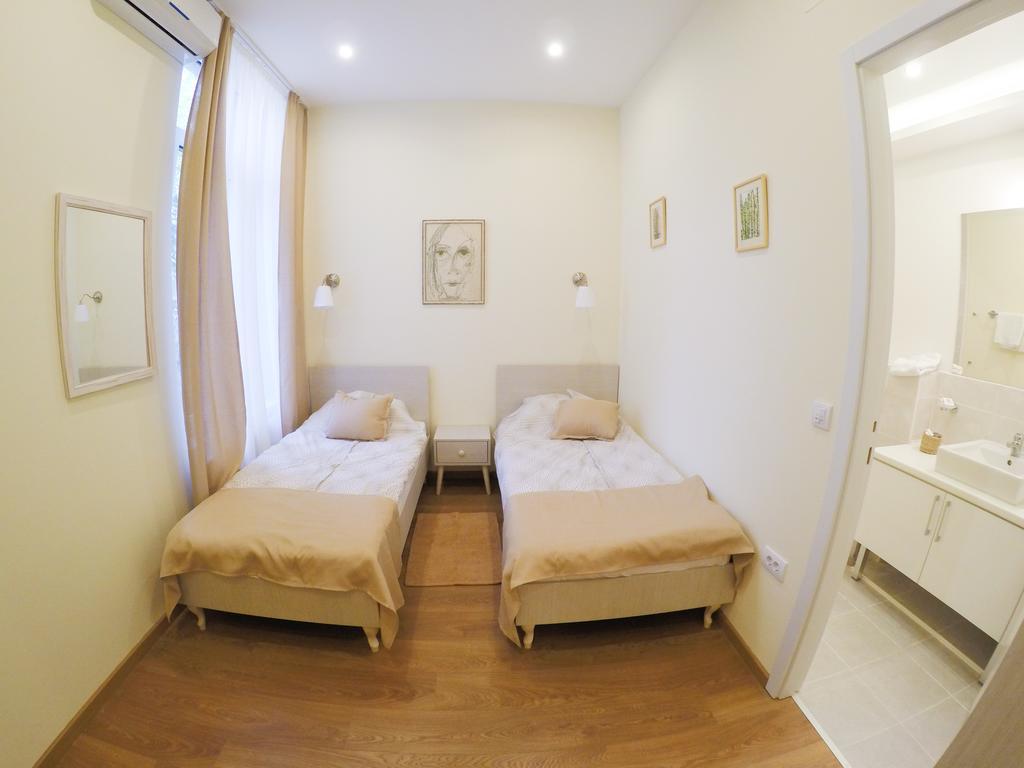 Bed&Breakfast Kod Smilje Belgrad Zimmer foto