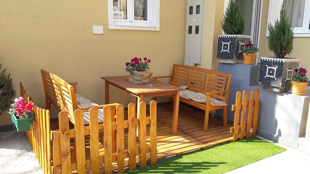 Bed&Breakfast Kod Smilje Belgrad Exterior foto